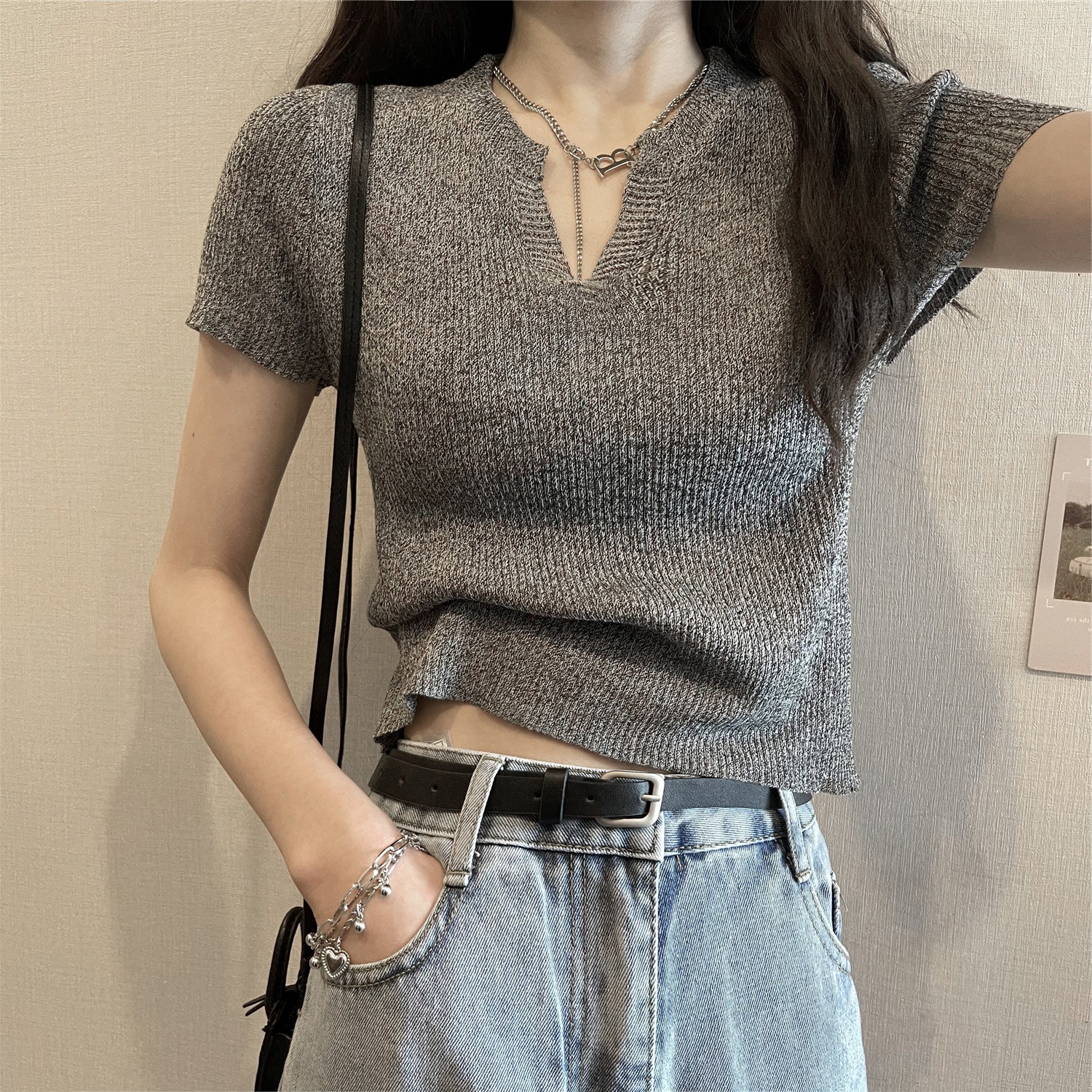 Wholesale knitted summer ice silk V-neck luxury T women said