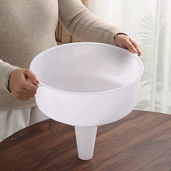 Multifunctional, multi-specification plastic funnel, large-diameter funnel, large-sized thickened industrial funnel, fast flow rate
