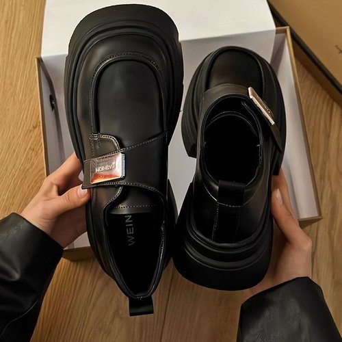 English-style small leather shoes for women, spring 2025, retro versatile, height-increasing, match skirts, thick-soled loafers