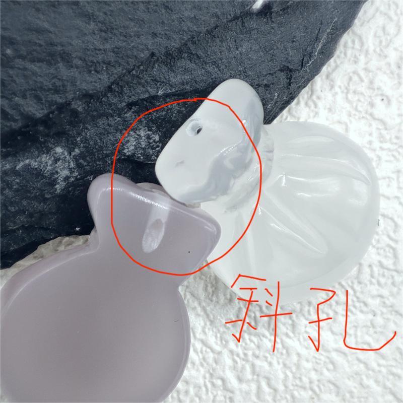 玉のお金の袋の福袋のペンダントの樹脂の部品をまねます。|undefined