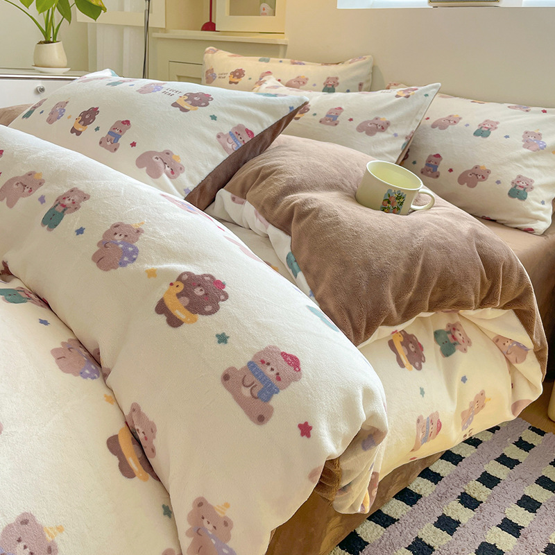 Invierno leche de seda gruesa cama de cuatro piezas pequeña seda de coral fresca gruesa sábanas cálidas cubierta de colcha de tres piezas 3