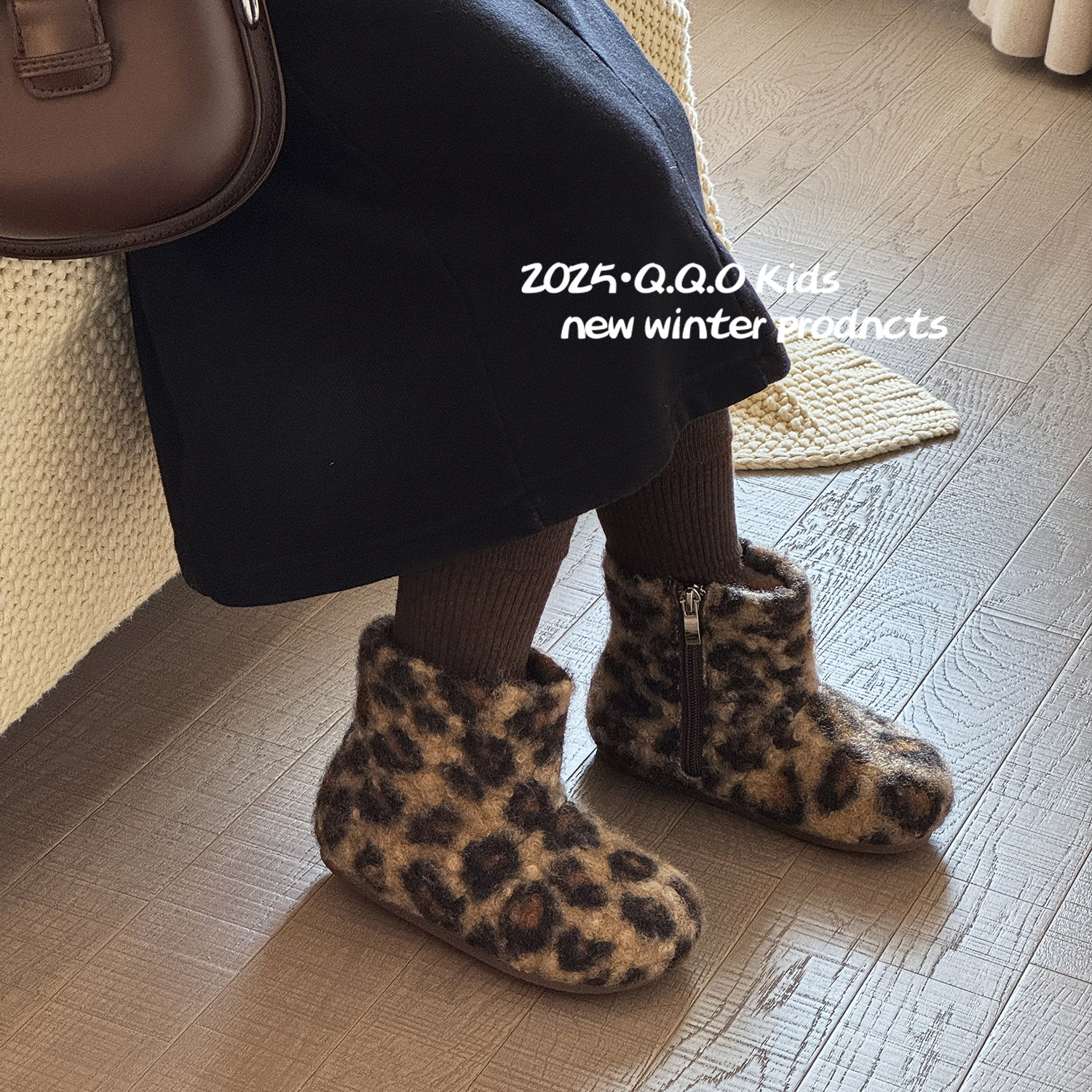 Qqo Kidsren's Shoes 2025 Winter New Kidsren's Snow Boots Korean Style Girls' Plush Boots Girls' Warm Short Boots