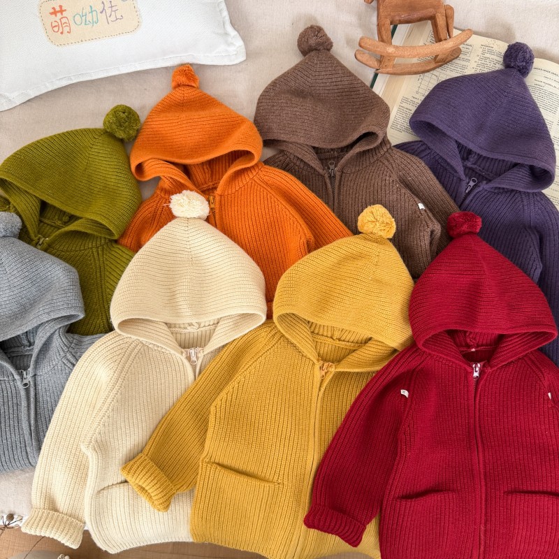 Drop shipping children's autumn and winter hooded knitted cardigan, baby sweater coat, warm solid color hoodie for boys and girls.