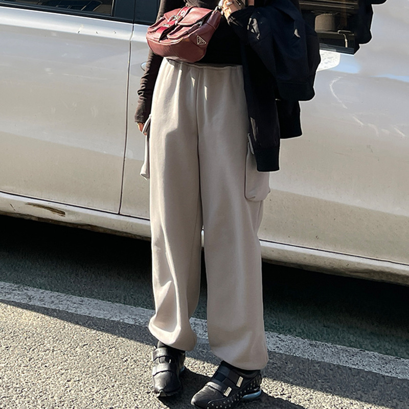 Japanese style ankle-tied casual pants women's autumn 2023 new slimming high waist loose straight tooling closed sports sweatpants Japanese style ankle-tied casual pants women's autumn 2023 new slimming high waist loose straight tooling closed sports sweatpants