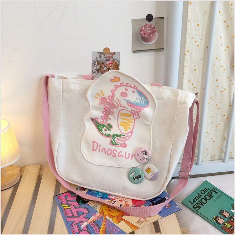 Cute Crossbody Large Capacity Canvas 2021 New Ins Japanese One Shoulder Women's Bag Cute Sister Portable Tote Bag display picture 1