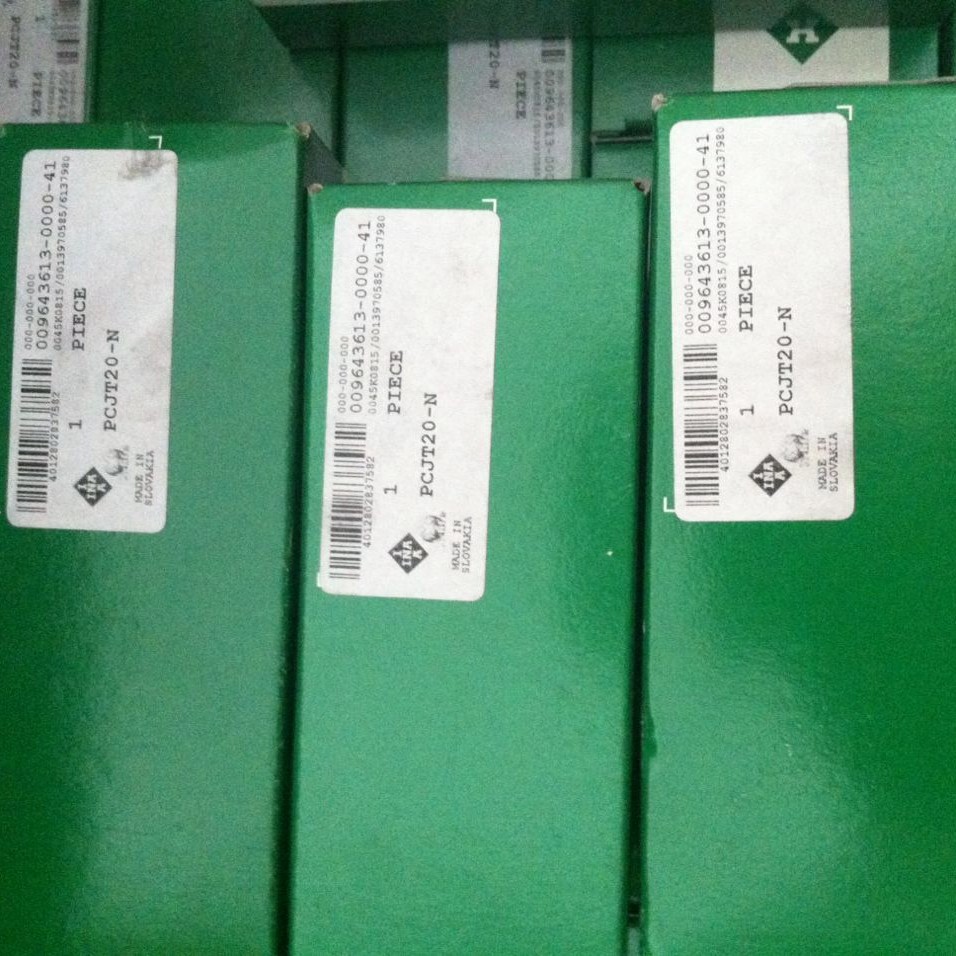 RWU65-E-L滚柱滑块老型号停产了新型号RWU65FL