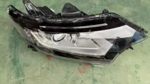 Заводские прямые продажи, подходящие для фар Mitsubishi Outlander 2016 года, низко с 8301D191/8301D192