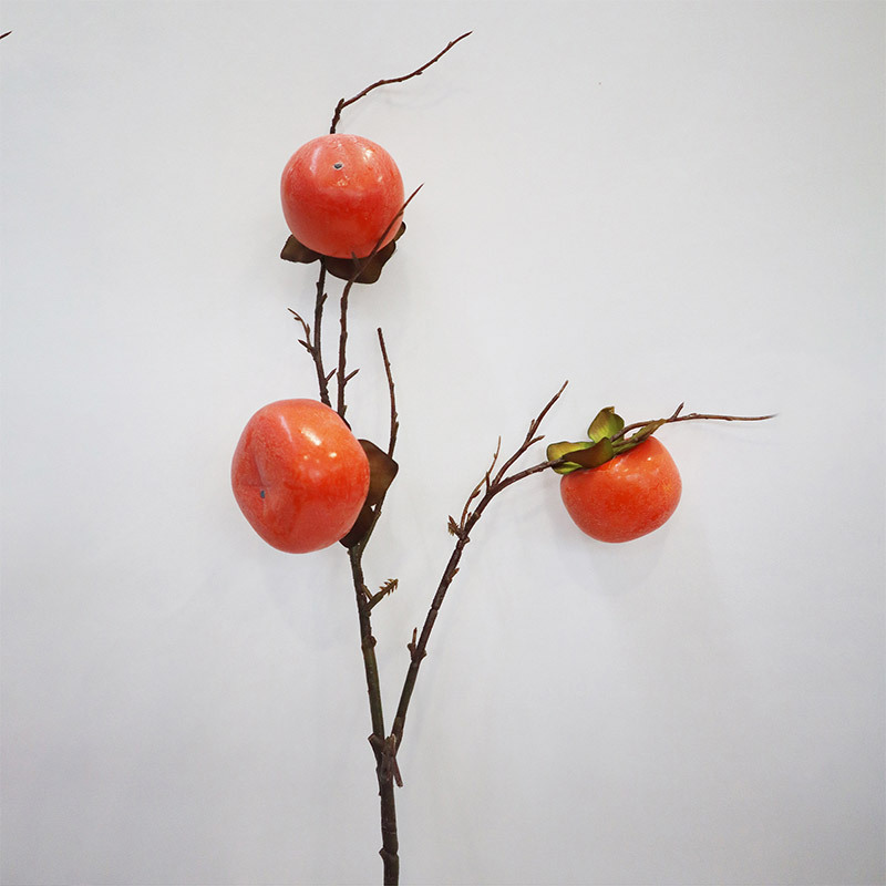 シミュレーション柿の正月の生け花の造花は客間の柿の果実の造花の枝を飾って花の芸の置物の卸売りを飾ります。|undefined