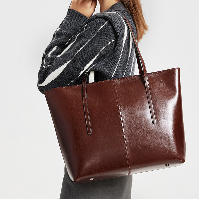 Vintage Large Leather Bag For Women, 2026 New Model, High-Capacity Genuine Leather Tote, Versatile Urban Shoulder Bag - Thumbnail 3