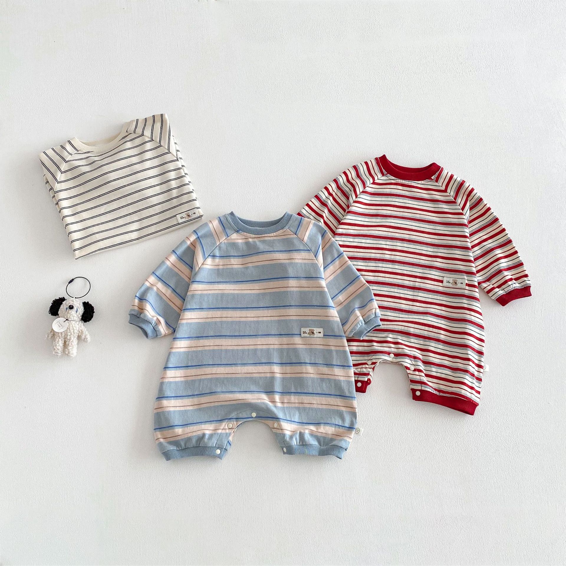 Macacão listrado ALYCExiyuebaobao, modelo 2026, da nova marca de roupas infantis da moda, ideal para engatinhar e passear com bebês na primavera._voghion.com