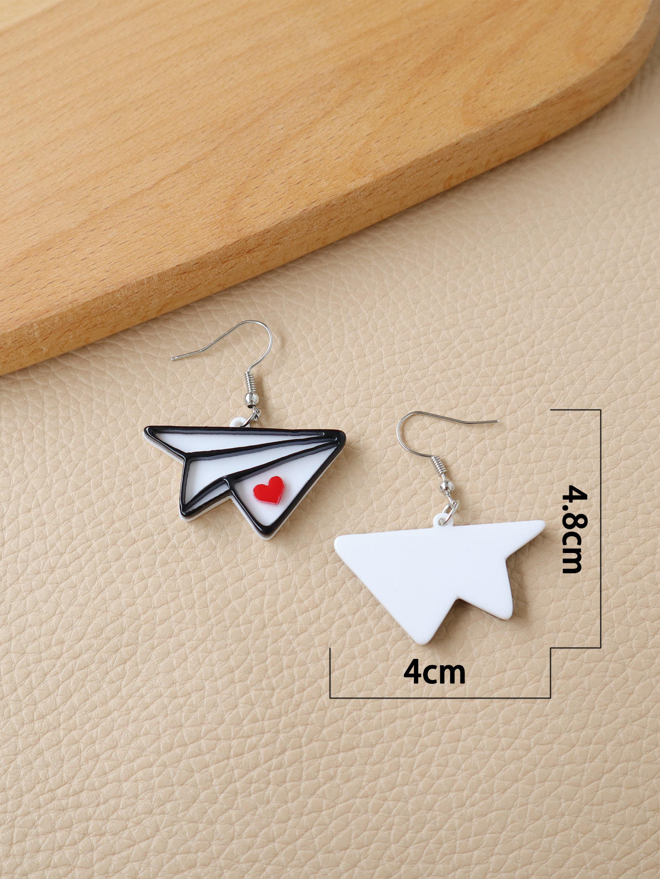 1 Pair Fashion Heart Shape Paper Airplane Arylic Womenu0027S Drop Earrings