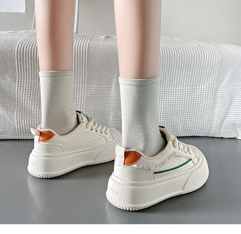 2024 Petites chaussures blanches Printemps pour femmes Nouvelle édition coréenne Instagram Étudiante Étudiante Loisirs Sports Chaussures de planche polyvalentes Street Shoot_voghion.com