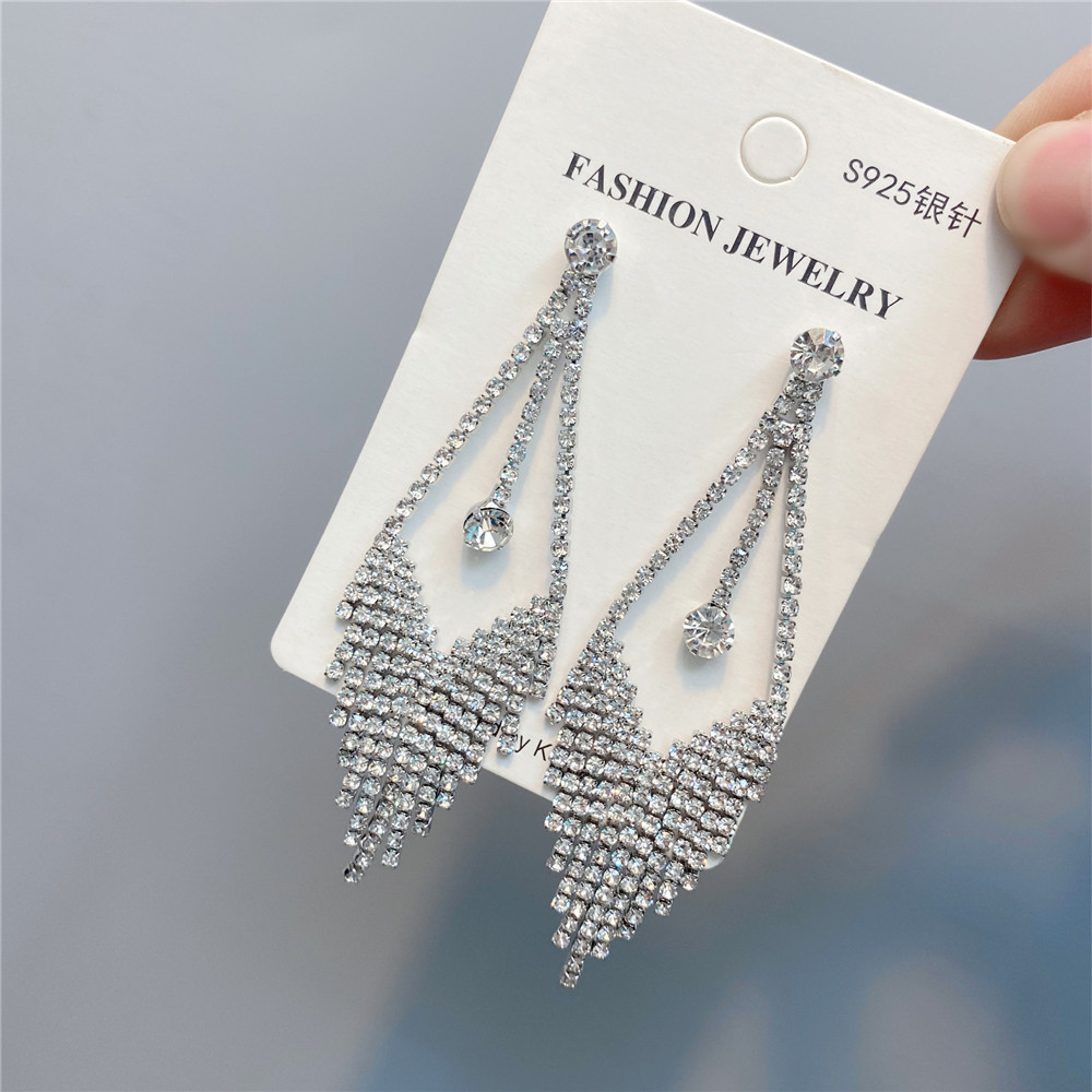 Full Diamond Tassel Earrings display picture 9