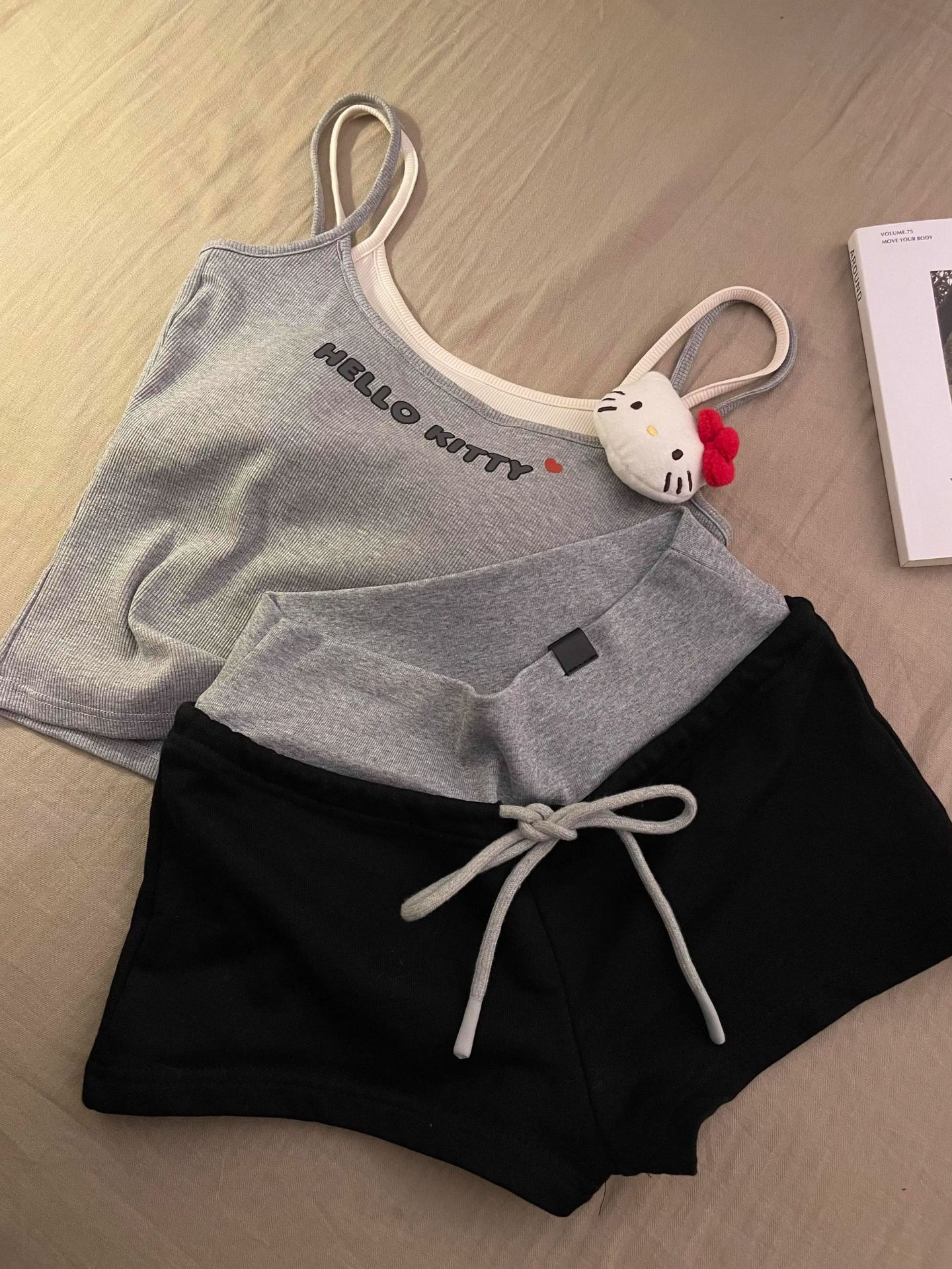 서스펜더 블랙 팬츠 슈트