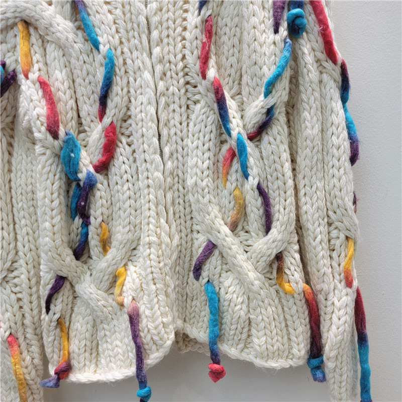 Retro mano pesada agujas de cuello redondo bordado de color bordado tejido cardigans suéter chaqueta chaqueta pequeña mujer