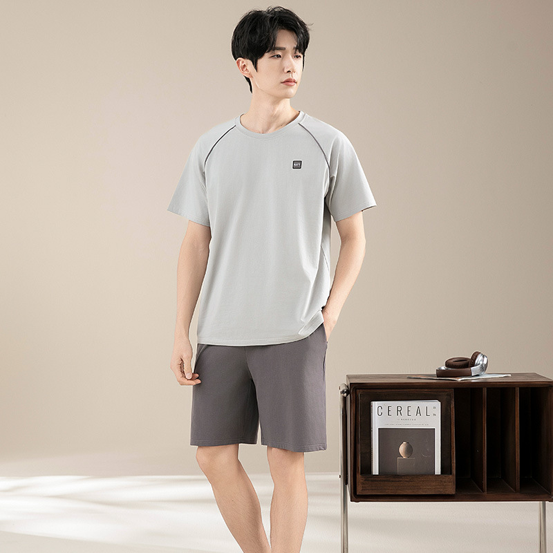 02J13221 남성