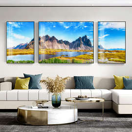 客厅装饰画沙发背景墙挂画现代轻奢大气三联画自然风景山水画