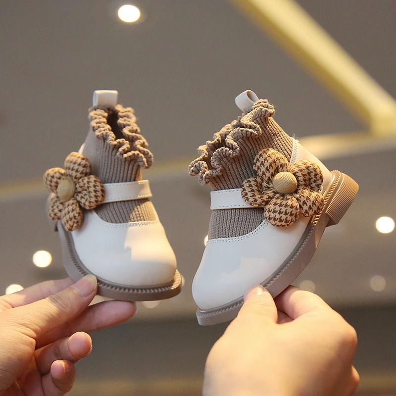 Bebé Niño Zapatos de fondo suave primavera y otoño 1-2 de un año de edad 3 años de edad bebé niña princesa zapatos volando tejidos niñas pequeños zapatos de cuero zapatos de niño