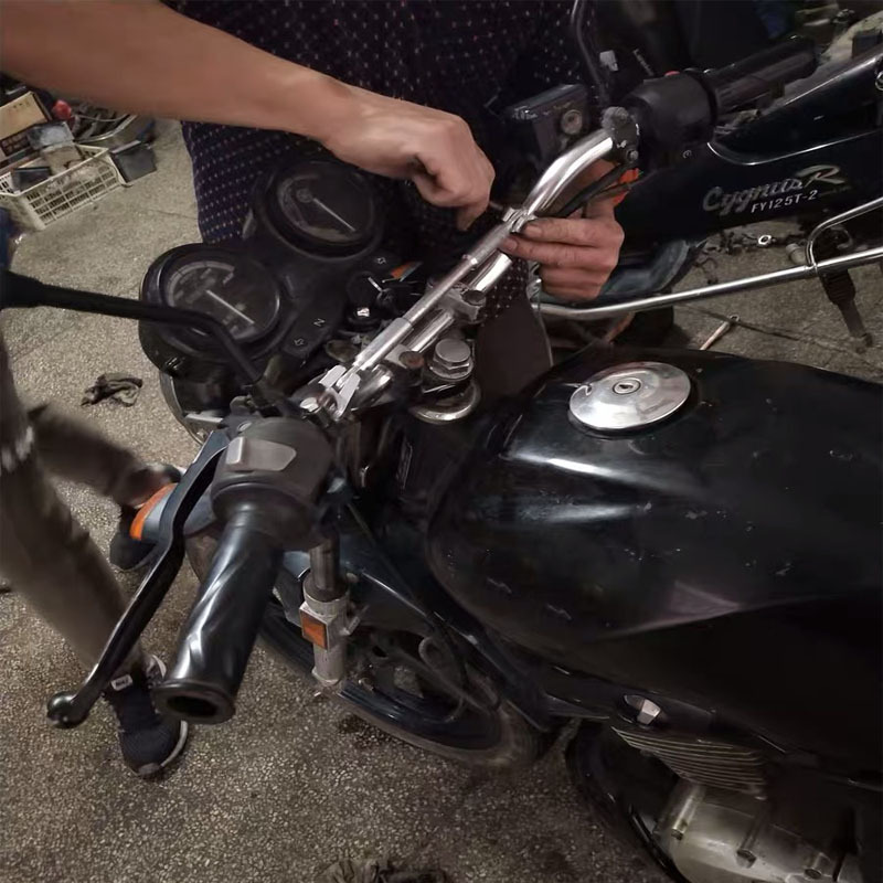 Motorcycle Faucet Handlebar Off-Road Vehicle Modification Accessories En150 Handlebar Cg125 Handlebar Direction Handle 22mm