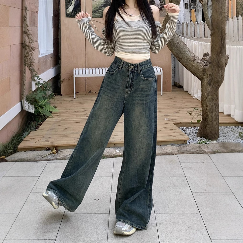 外国貿易の金はアメリカのレトロなストレートジーンズの女性の腰がゆったりしています。|undefined