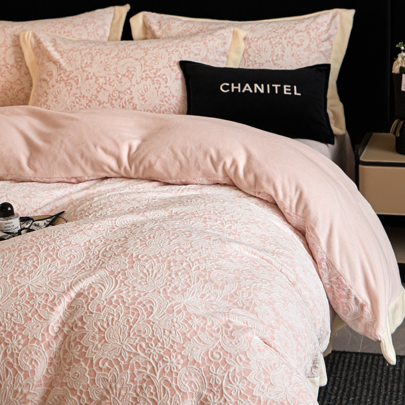 Otoño e invierno engrosado tallado cama de terciopelo de cuatro piezas de colcha de franela de coral sábanas de cama de tres piezas de terciopelo