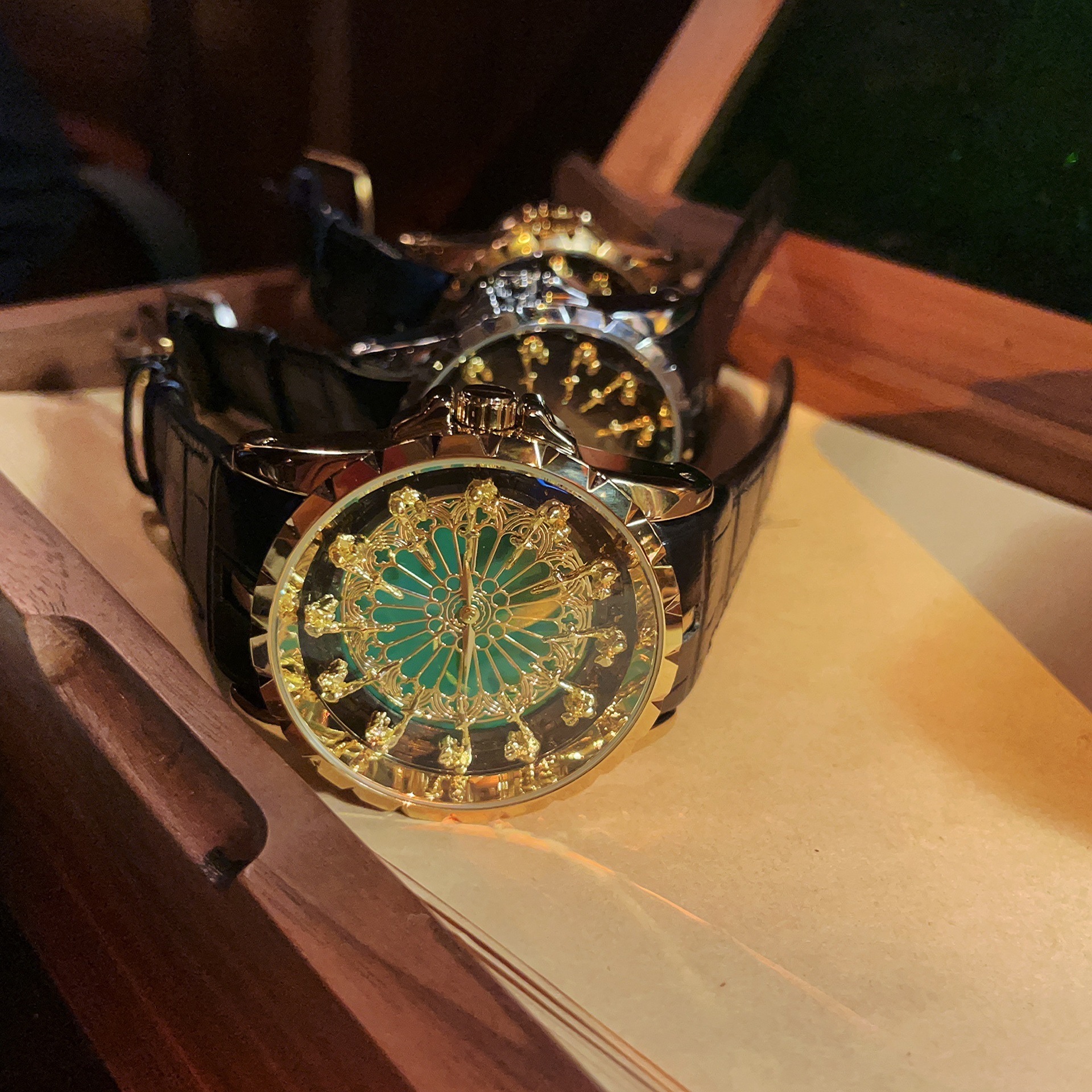 Twelve Knights Round Table Men’s Wristwatch Retro 3d Design Black_voghion.com