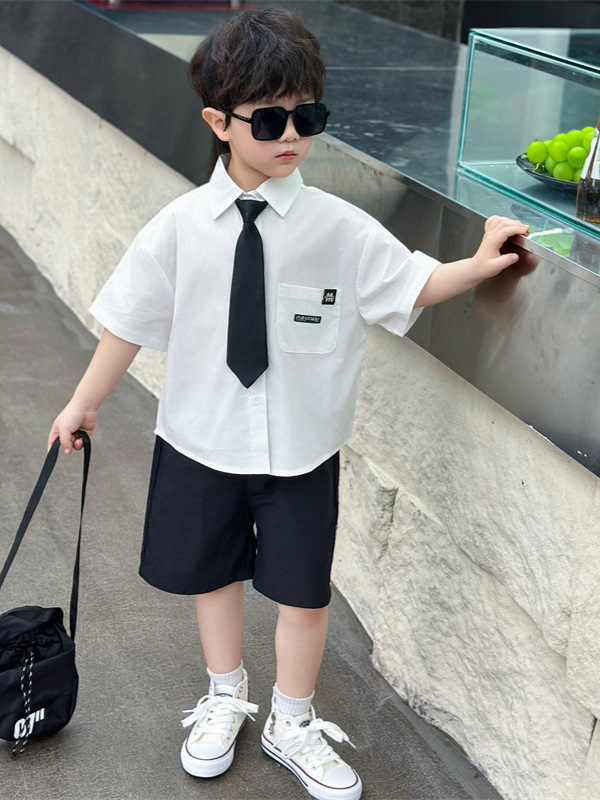 7124 Traje de estilo universitario para niños 2025 verano nuevo estilo para niños camisa de manga corta pantalones cortos traje de dos piezas bebé estilo occidental image 6