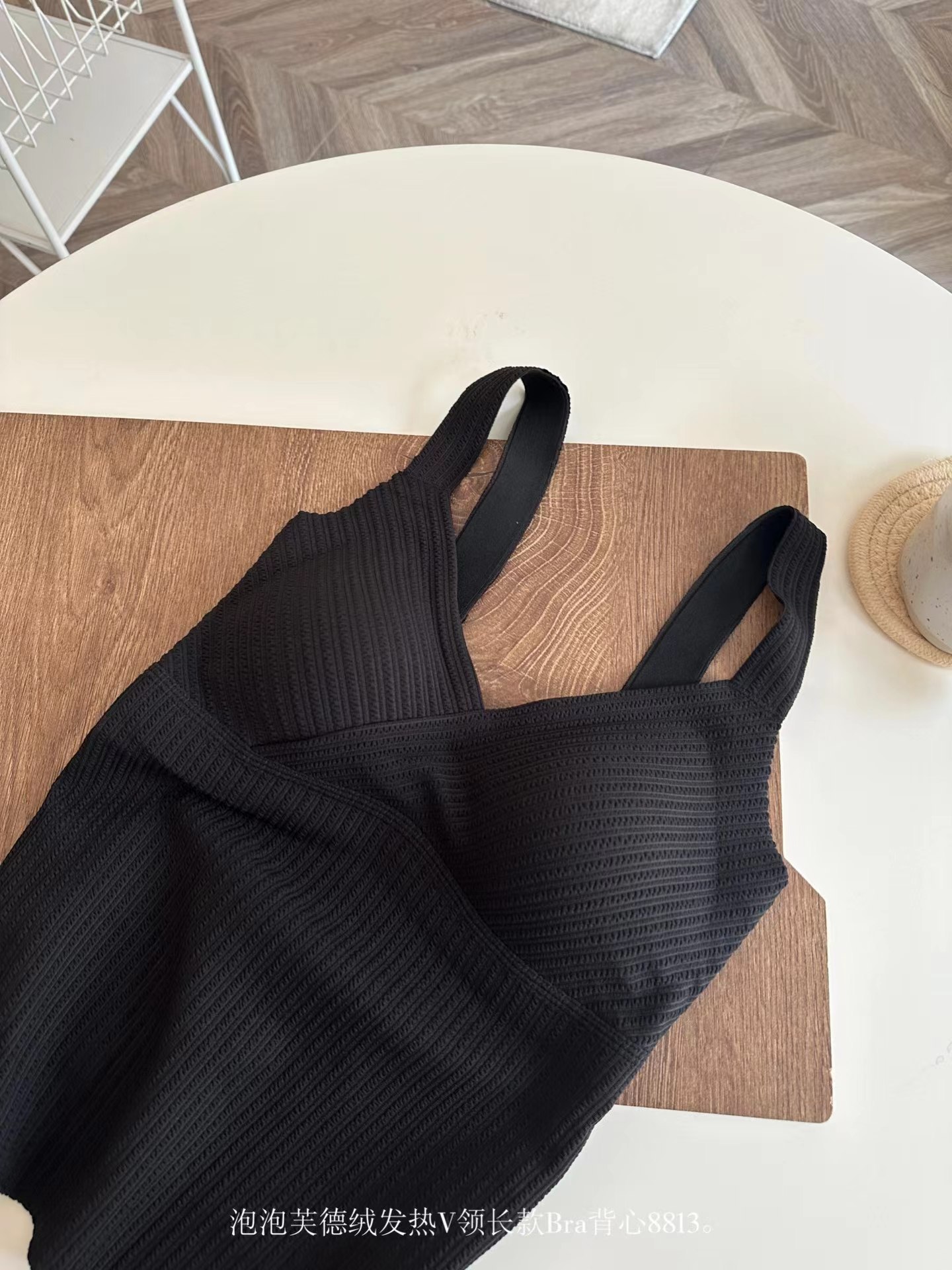 Chaleco térmico de mujer forrada de lana engrosada ropa interior sin costuras con almohadilla en el pecho Otoño e Invierno Nuevo desgaste interior Top camisola de fondo