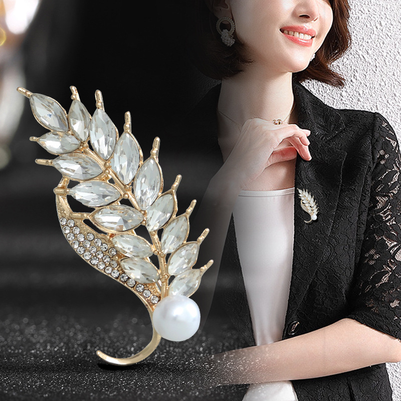 Brooch high end women's luxury wheat ear exquisite design niche suit accessories wholesale anti exposure pin buckle brooch_voghion.com