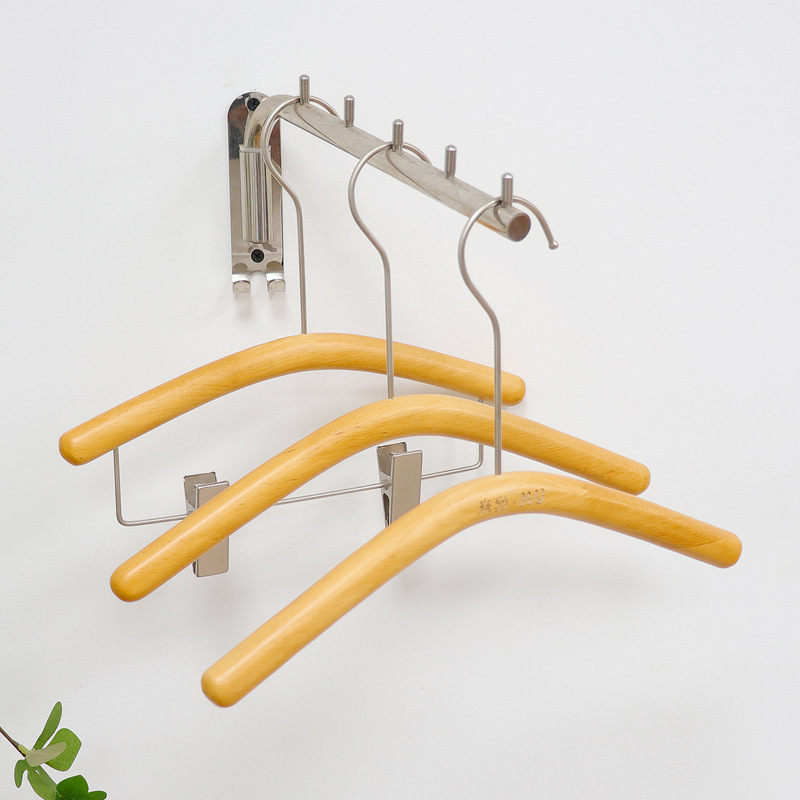 Children's clothing hangers for clothing stores, non-slip solid wood hangers for kids, wooden non-marking pants hangers wholesale Children's clothing hangers for clothing stores, non-slip solid wood hangers for kids, wooden non-marking pants hangers wholesale