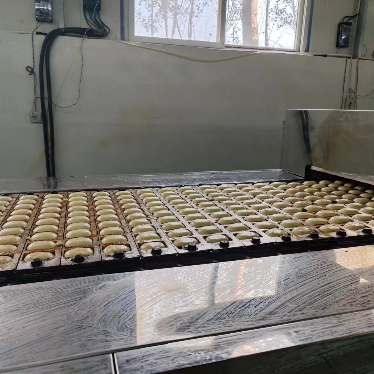 厂家生产销售隧道炉，承接槽子糕加工代加工，各种包装制作量大从