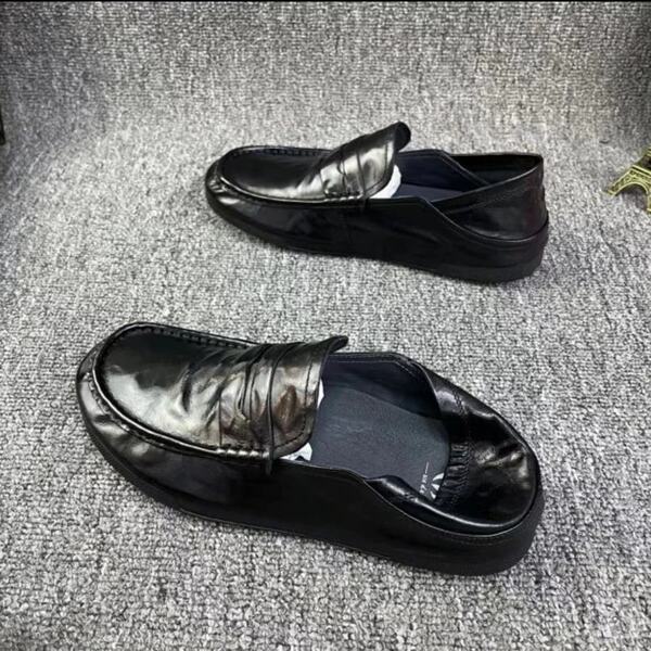 Universal casual shoes