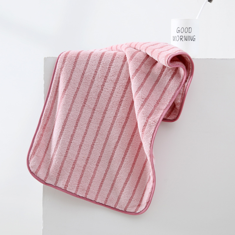 Absorvente, mais macio que algodão puro, secagem rápida, ideal para lavar o rosto, secar o cabelo e outros cuidados pessoais. Feito em fleece coral para banho._voghion.com