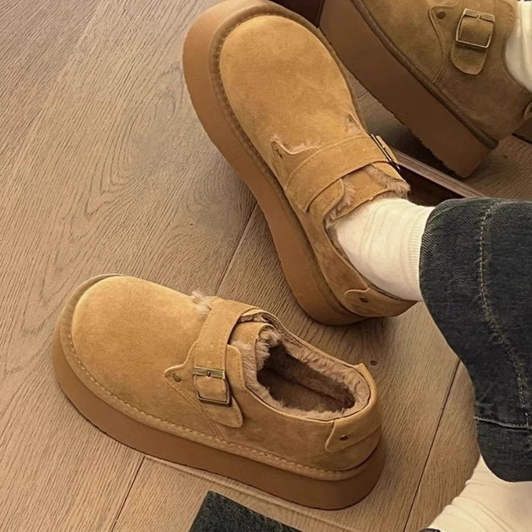 Warm footwear, high shoes platform, boots