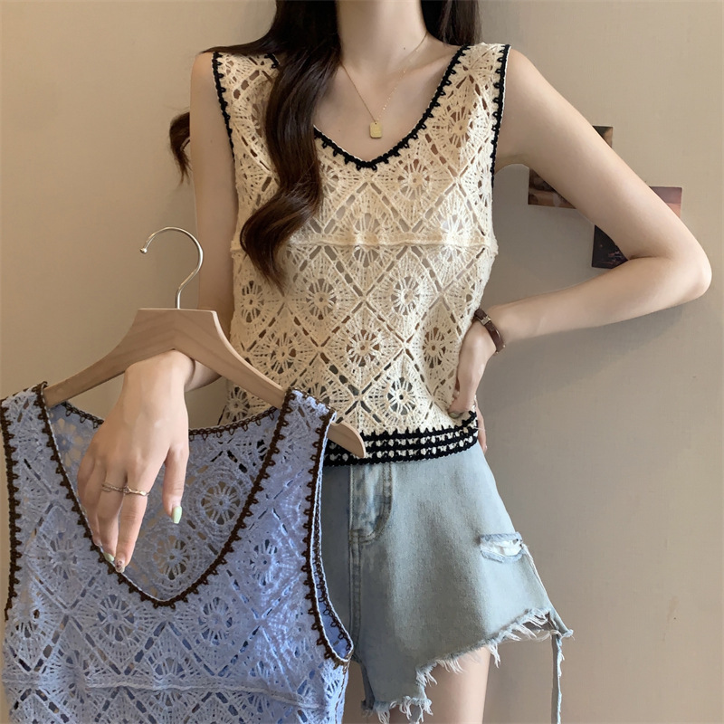 Rhombic Hollow Crochet Sleeveless Top Women's Summer New Contrast Color V-neck Short Blouse Outer Wear Stacked Vest for Women