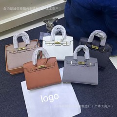 国境を越えた卸売ライチ柄プラチナバッグ女性用 24 新しいトレンディなインターネットセレブと同じスタイルのケリーバッグ大容量ハンドバッグ女性用