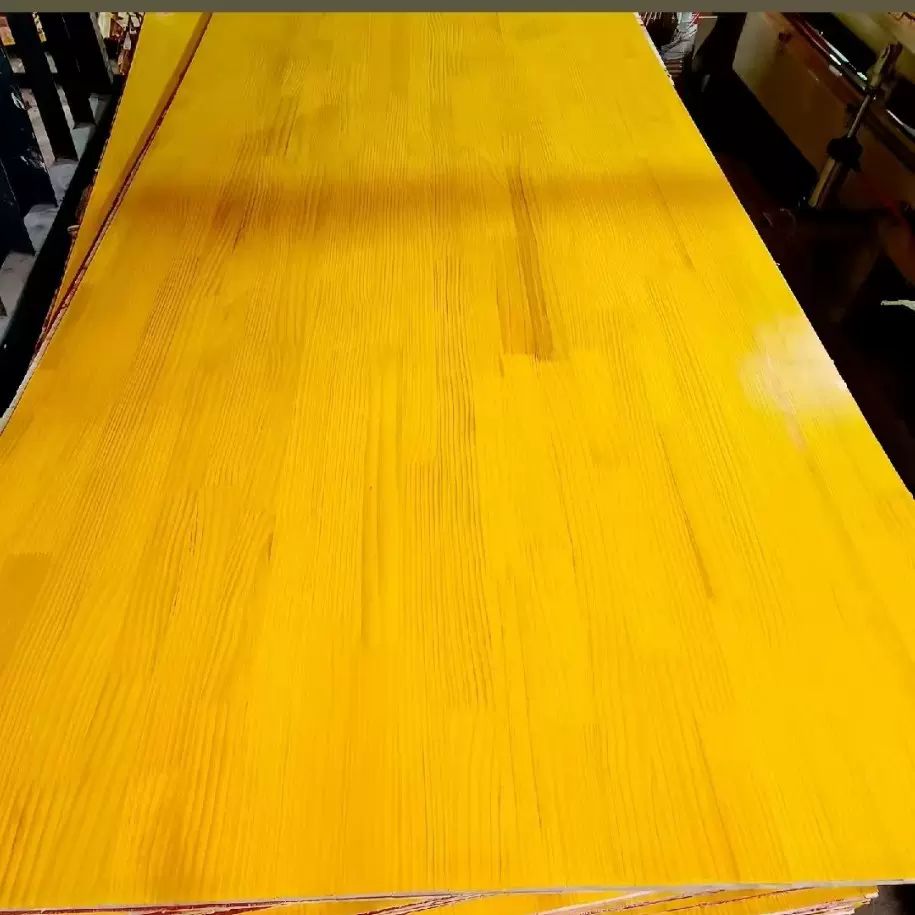 批发欧洲三层实木黄板实木防水模板跨境松木建筑模板酚醛胶水黄板