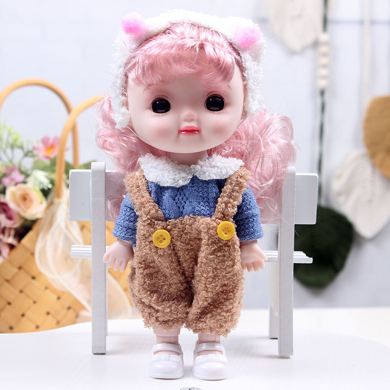 Venta al por mayor 22cm comercio exterior nuevo estilo venta caliente leche linda muñeca de vinilo linda princesa niña jugar a la casa juguetes