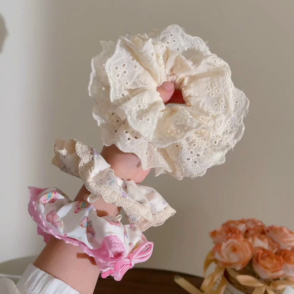 Encaje coreano suave, lazo para el cabello de intestino grueso floral, cuerda para el cabello de alta calidad femenina, cuerda para el cabello, alta elasticidad y cuerda para el cabello duradera, no daña el cabello