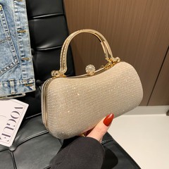 2025新型ファッション女性バッグの質感が洗練された女性バッグのシンプルな洋風バッグのロックシングル肩チェーンのショルダーバッグ