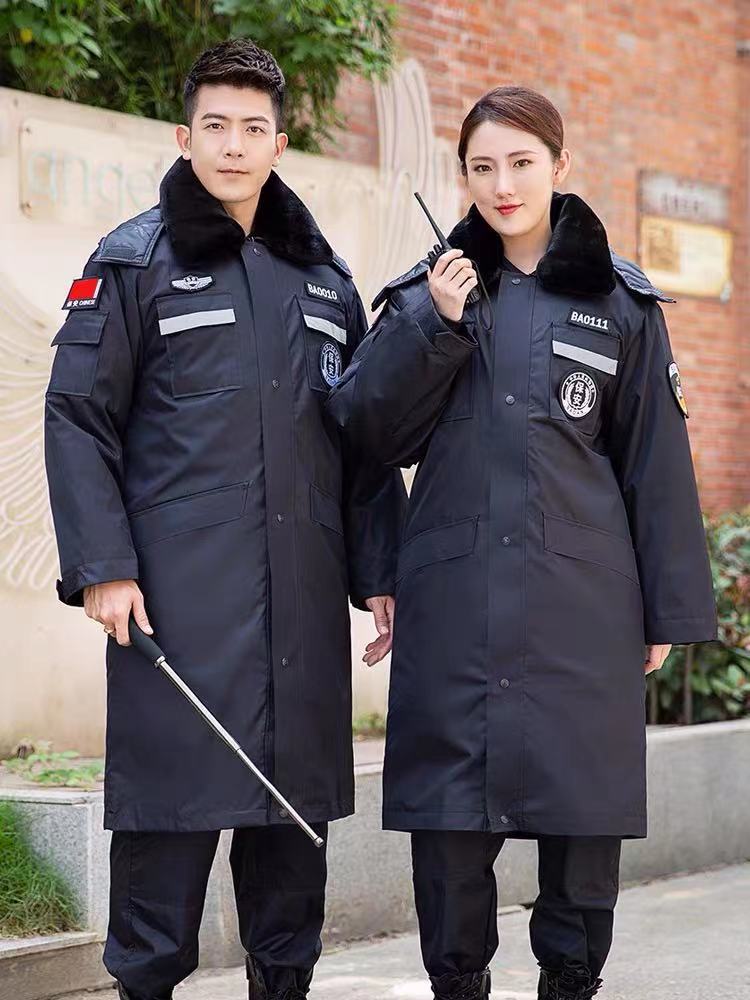 可贴标加长反光大衣(卖125元）