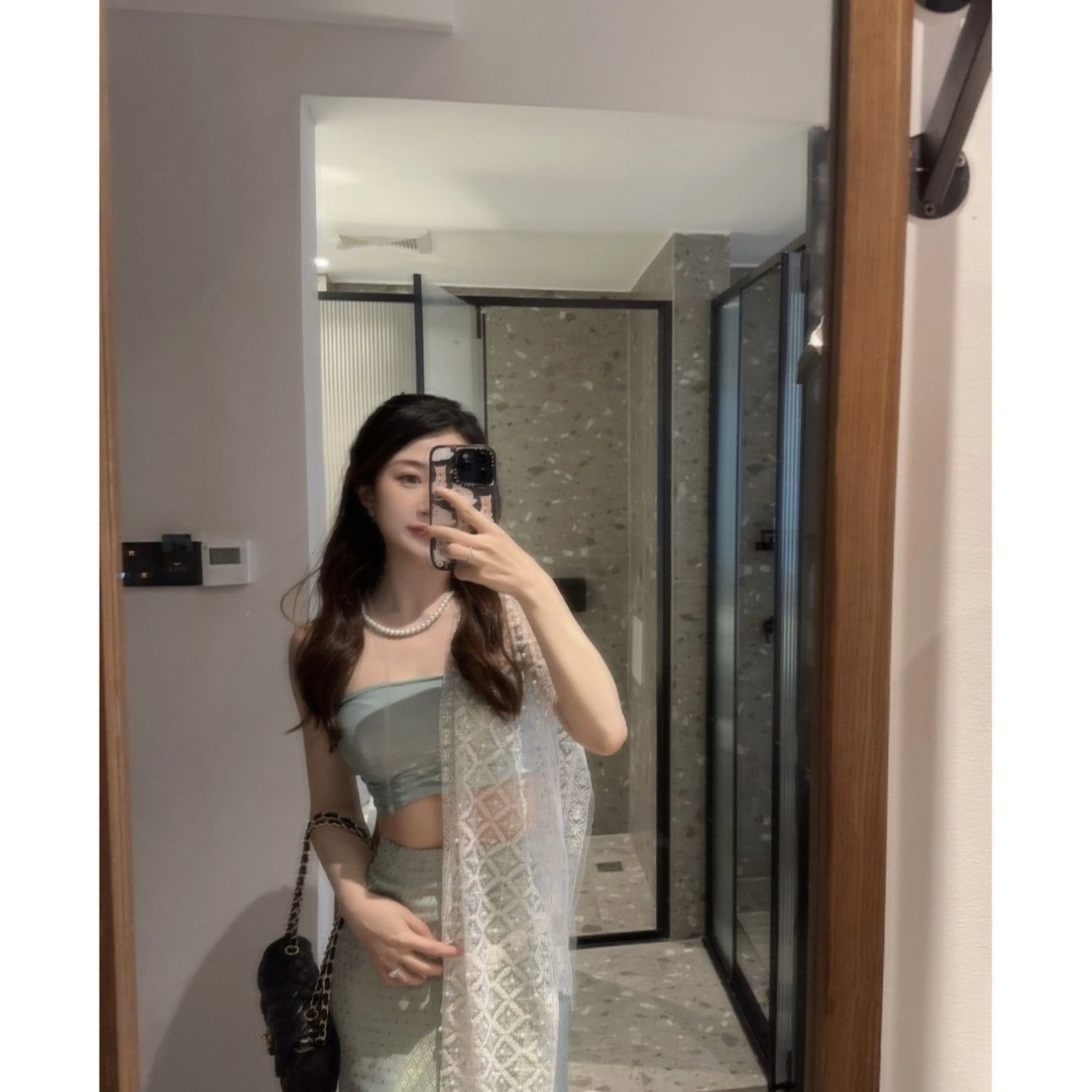 32가지 스타일의 스커트 + 튜브탑 + 숄 + 플루메리아 머리핀