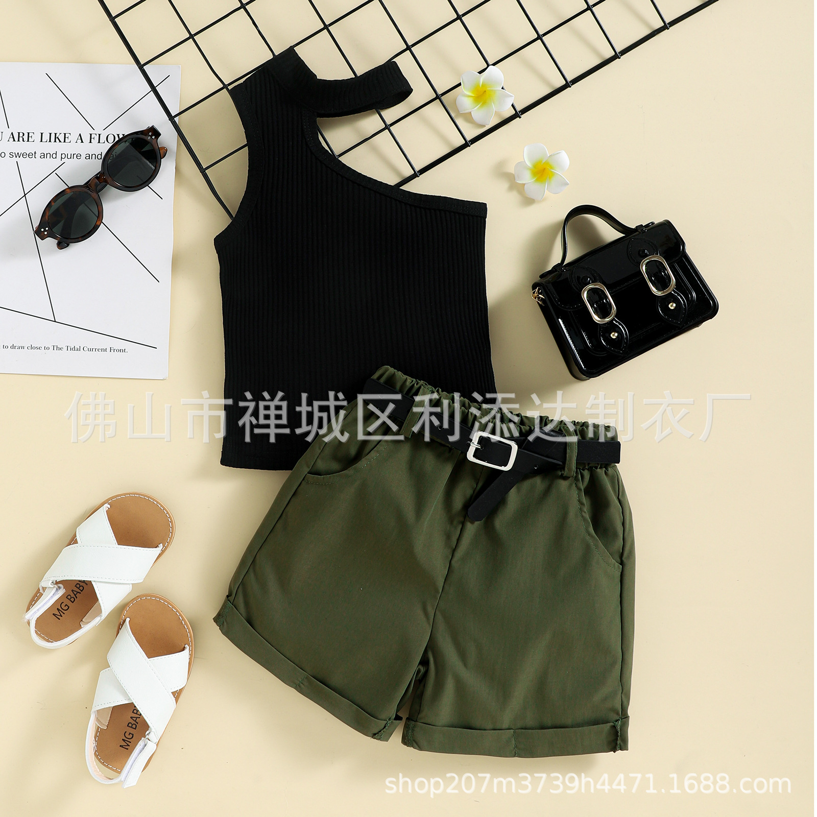 Cross-border Amazon explosions girls Korean oblique shoulder vest + military green overalls trendy two-piece children's clothing