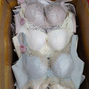 ��ѩ��9527�¿��б�B��С�ؾ۔n�@���{���̓���Ů͸���ٽz������