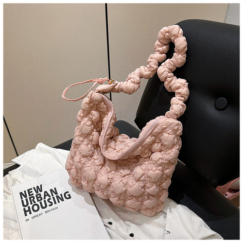  New Honeycomb Stitched Thread Folded Large Capacity Cloud Shape Bag with Adjustable Shoulder Strap Crossbody Bag