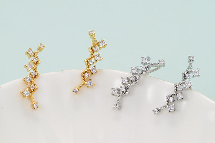 Earrings Classification Housewarming, Anniversary, Business, Wedding, Travel, Birthday, Festival Occasion Simple Geometric Long Puncture Creative Zircon Copper Ear Bone Nail