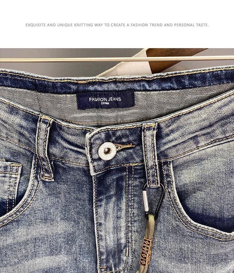Slim Fit Printed Cropped Jeans For Men Distressed Patched Design_voghion.com
