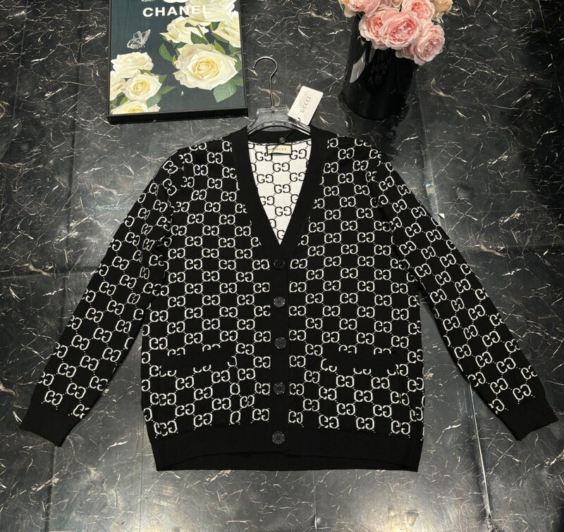 2025g Short-Sleeved Double-Sided Wearable High-Quality Autumn and Winter Sweater Knitted Cardigan Thickened V-Neck Fashionable Slim Fit New Style 2025g Short-Sleeved Double-Sided Wearable High-Quality Autumn and Winter Sweater Knitted Cardigan Thickened V-Neck Fashionable Slim Fit New Style