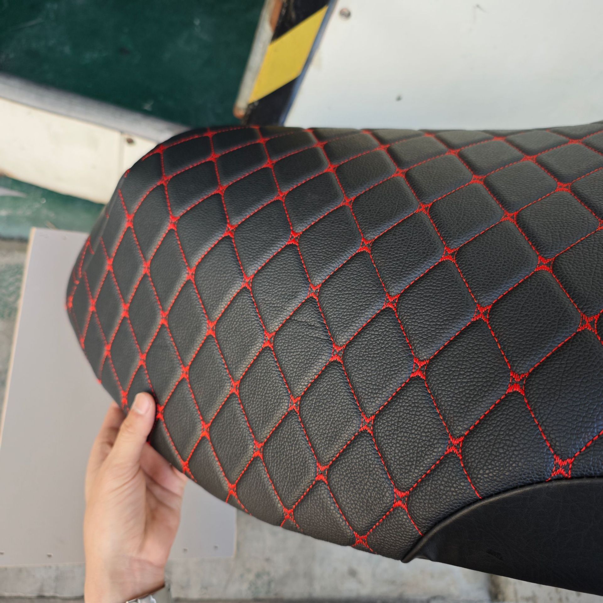 Suitable for Haojue Motorcycle Yudrill 125T Cushion Cover Sunscreen Waterproof Cooling Thickened Leather Rainproof Hot Seat Cover