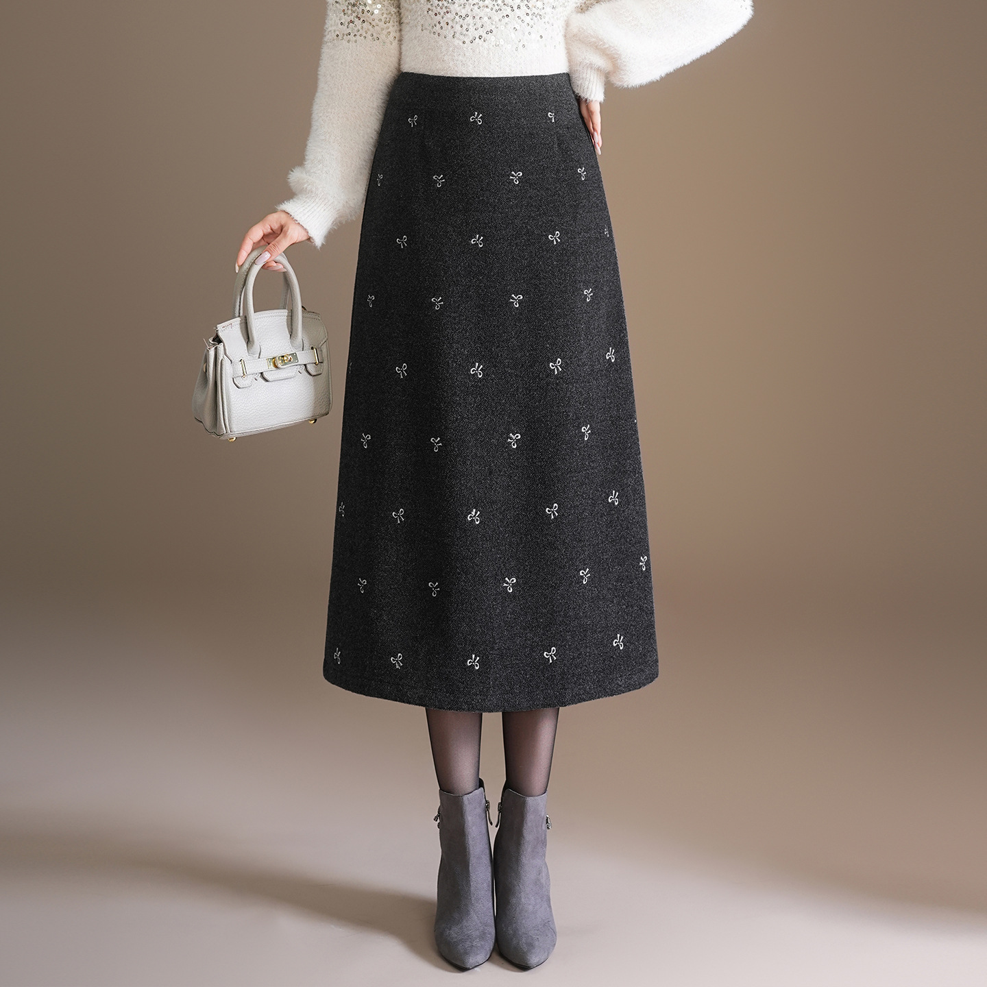 蝴蝶结毛呢半身裙2025秋冬款中长款垂感修身直筒裙显瘦高腰一步裙